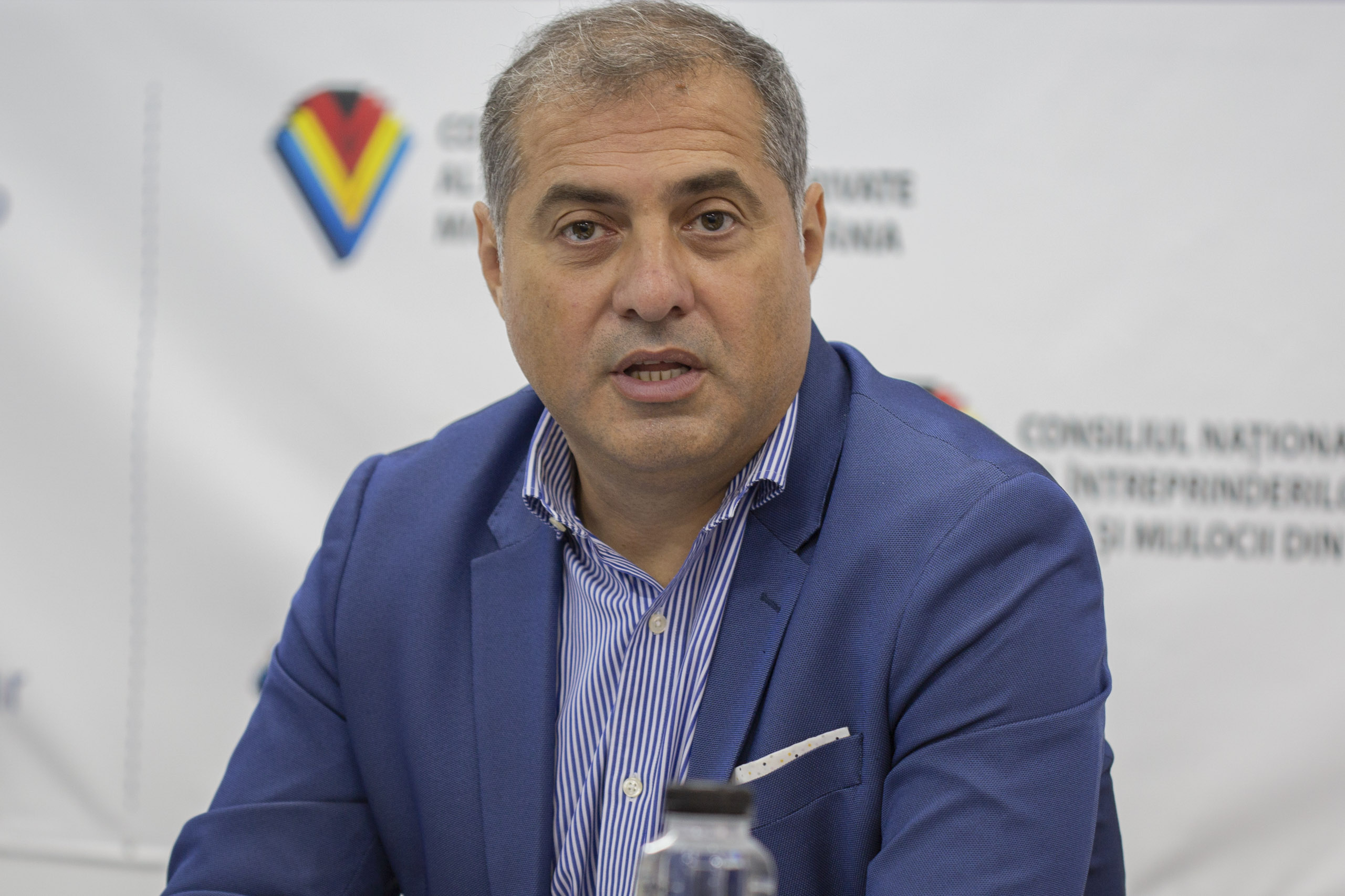 Antreprenorii, puternic afectați de majorarea TVA. Liderul IMM România, Florin Jianu: „Crește salariul minim, vin concedieri”