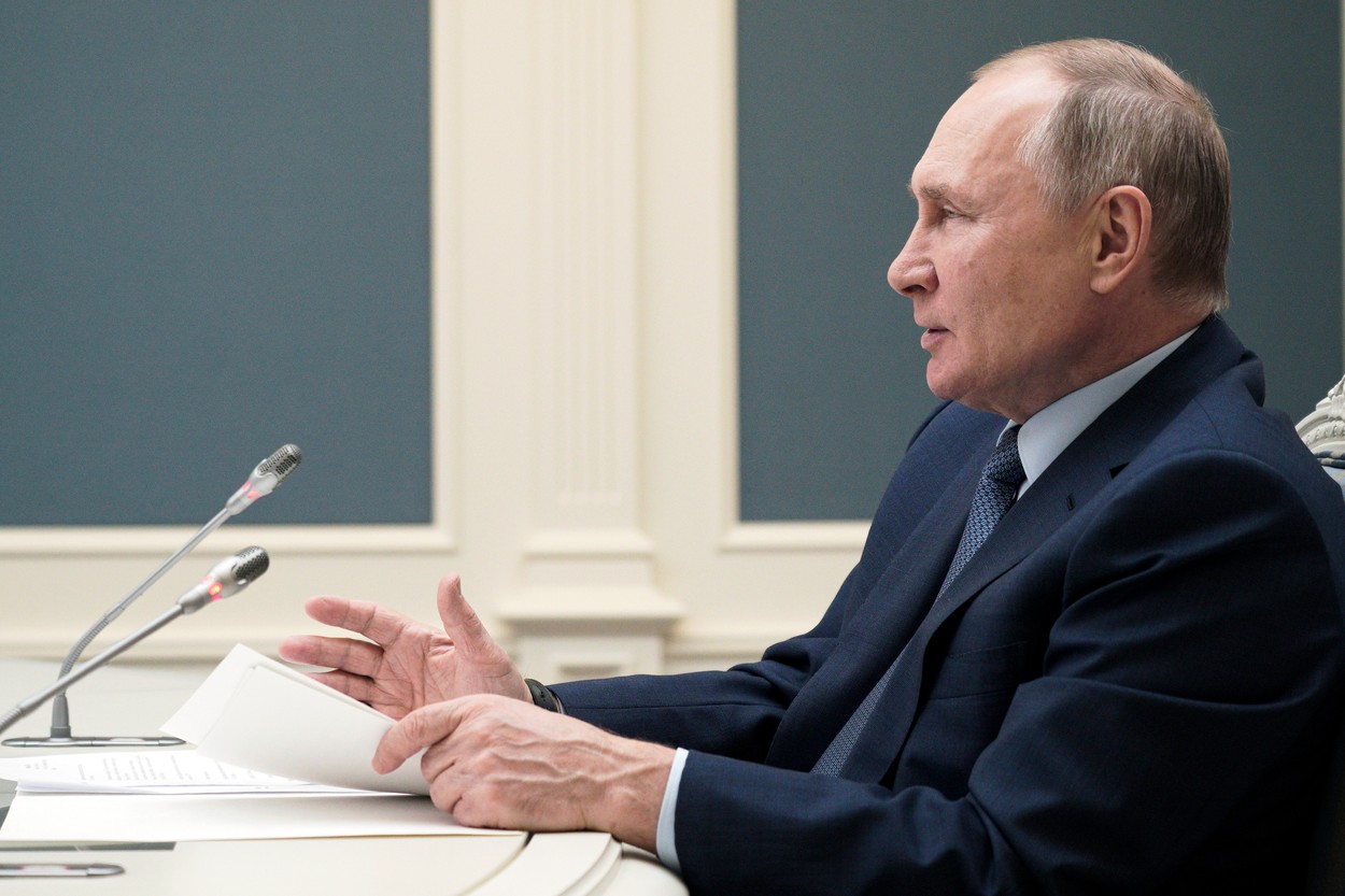 Vladimir Putin va merge în Iran săptămâna viitoare