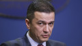 Sorin Grindeanu se pregătește de declarații.
