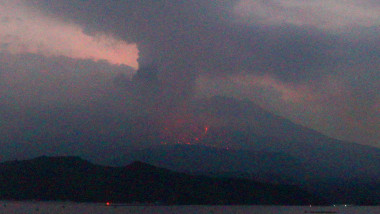 eruptie vulcanica japonia