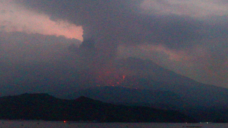 eruptie vulcanica japonia