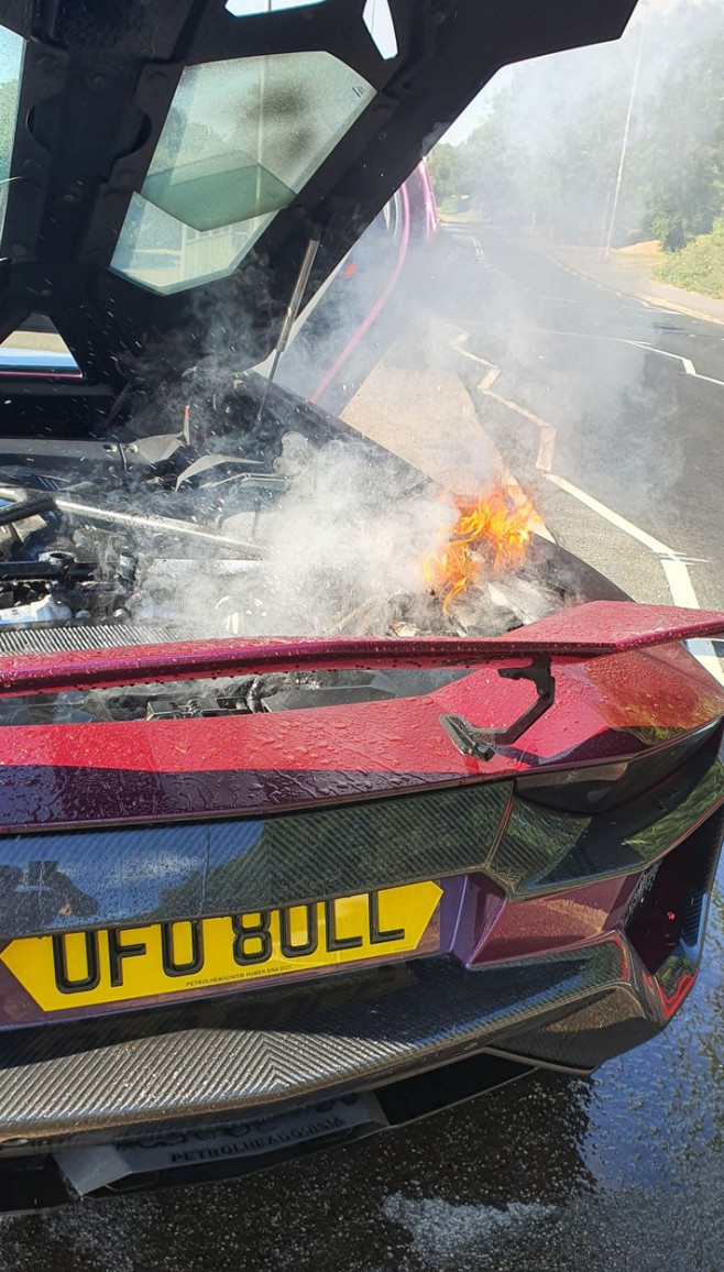 LAMBORGHINI ON FIRE