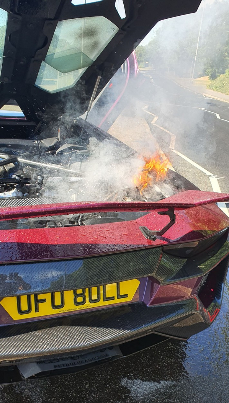 LAMBORGHINI ON FIRE