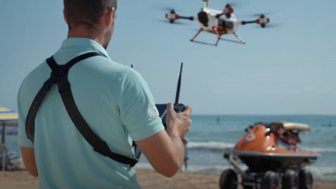 drona salvamar plaja