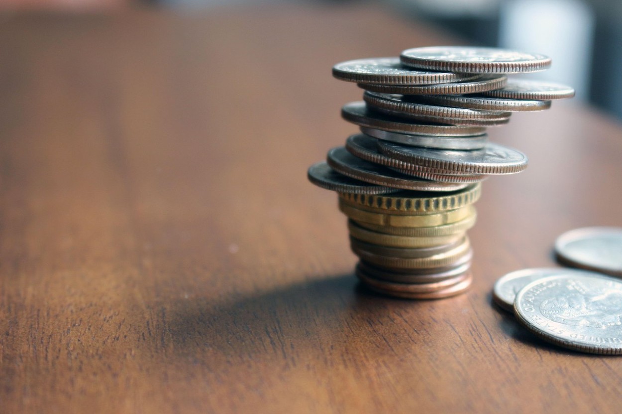 FMI avertizează că lumea ar putea fi în curând în pragul unei recesiuni globale: Perspectiva s-a înrăutăţit semnificativ