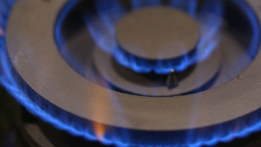 Natural gas inflammation from kitchen stove
