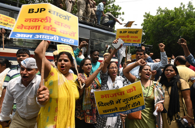 AAP Protest Near BJP Headquarters In Delhi Over Gujarat Liquor Tragedy, New Delhi, DLI, India - 27 Jul 2022