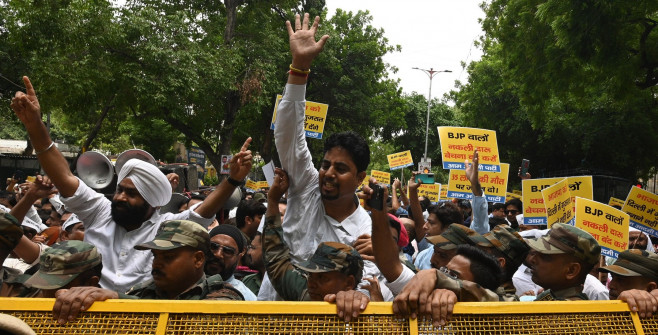 AAP Protest Near BJP Headquarters In Delhi Over Gujarat Liquor Tragedy, New Delhi, DLI, India - 27 Jul 2022