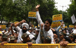 AAP Protest Near BJP Headquarters In Delhi Over Gujarat Liquor Tragedy, New Delhi, DLI, India - 27 Jul 2022