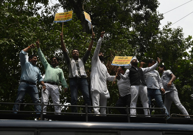 AAP Protest Near BJP Headquarters In Delhi Over Gujarat Liquor Tragedy, New Delhi, DLI, India - 27 Jul 2022