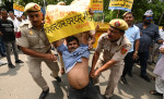 AAP Protest Near BJP Headquarters In Delhi Over Gujarat Liquor Tragedy, New Delhi, DLI, India - 27 Jul 2022