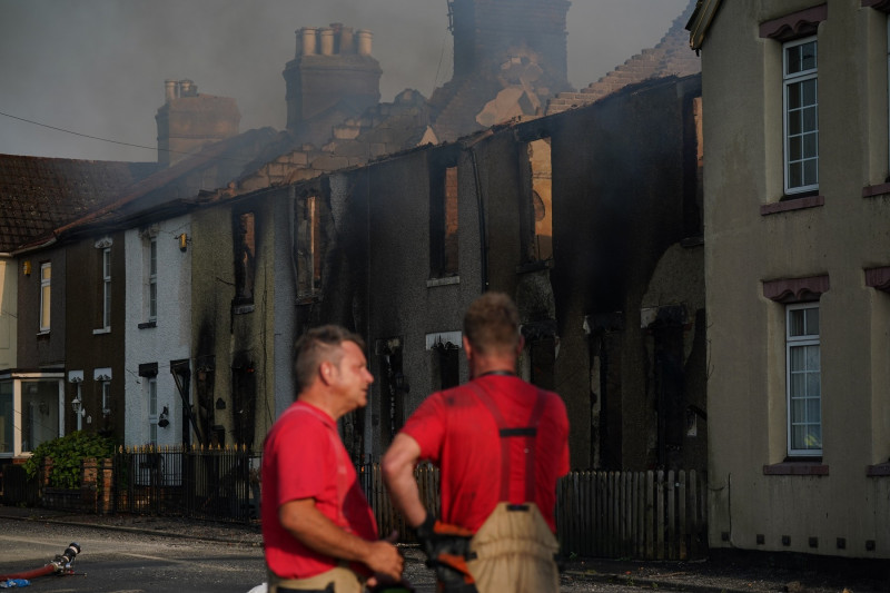 Londra incendiu caniculă