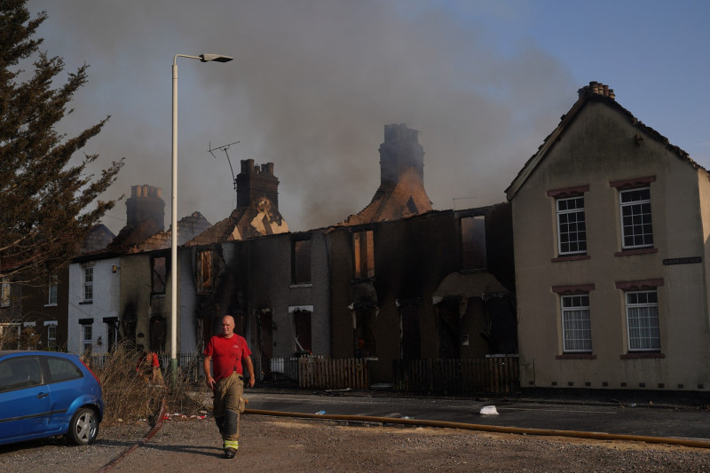 Londra incendiu caniculă