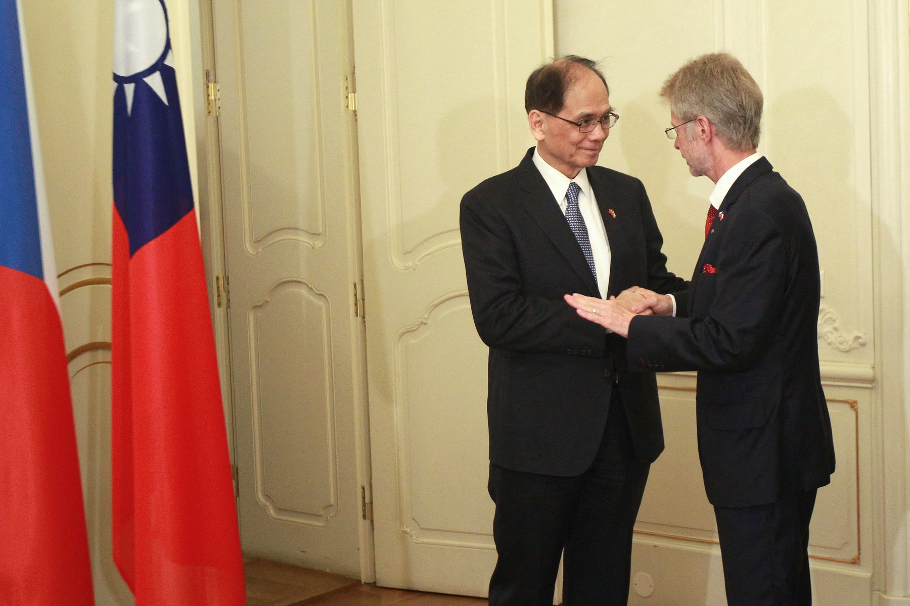Beijingul condamnă Cehia pentru că a primit o delegație a Taiwanului și spune că statul din UE „încalcă suveranitatea Chinei”