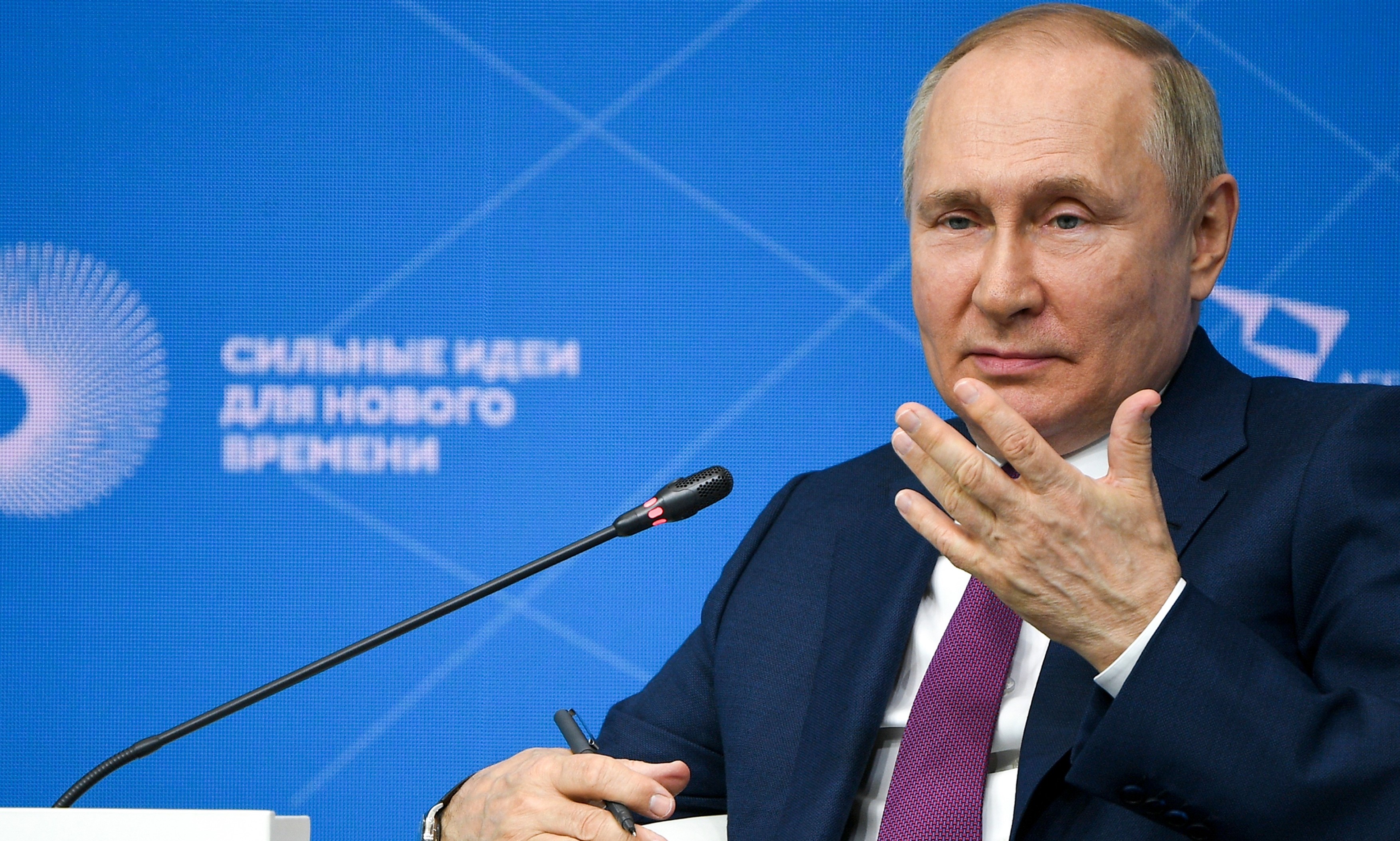 Cum explică Kremlinul tusea lui Putin