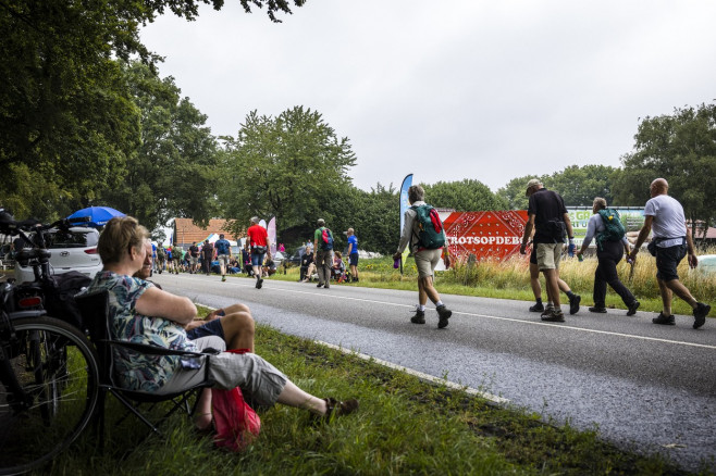 Second day of Nijmegen Four Days Marches