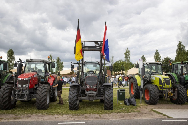 Ter Apel, Netherlands, 2022-07-14 15:02:04 TER APEL - Dutch and German farmers are campaigning in Ter Apel against the government's nitrogen policy. The farmers fear that these plans will hit their companies hard. ANP VINCENT JANNINK netherlands out - bel