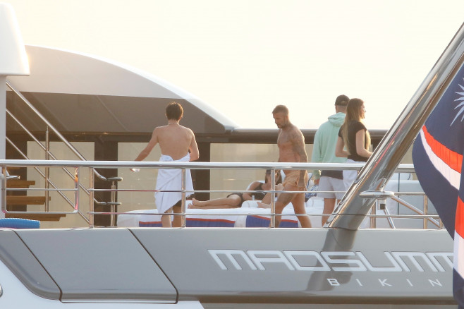 *EXCLUSIVE* David and Victoria Beckham enjoy some drinks on board their yacht