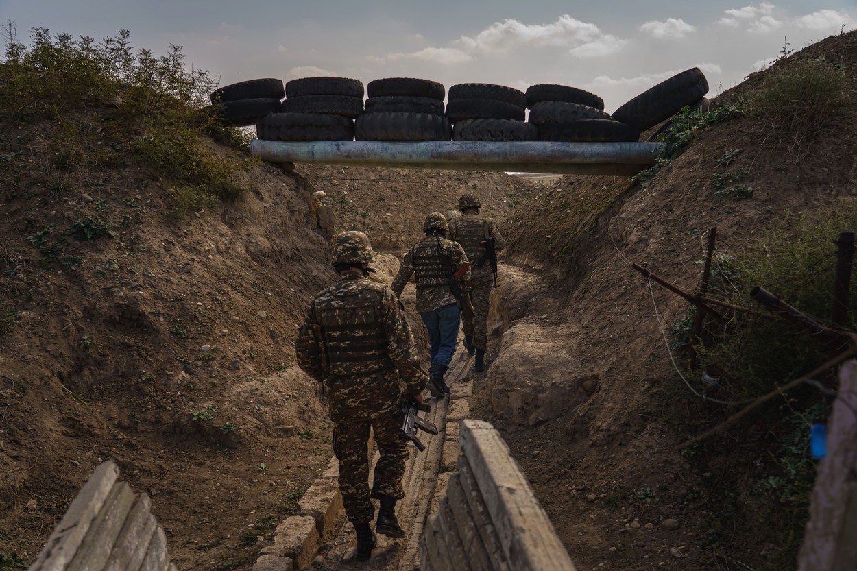 Războiul hibrid al Rusiei contra Europei continuă în paralel cu invazia rusă din Ucraina