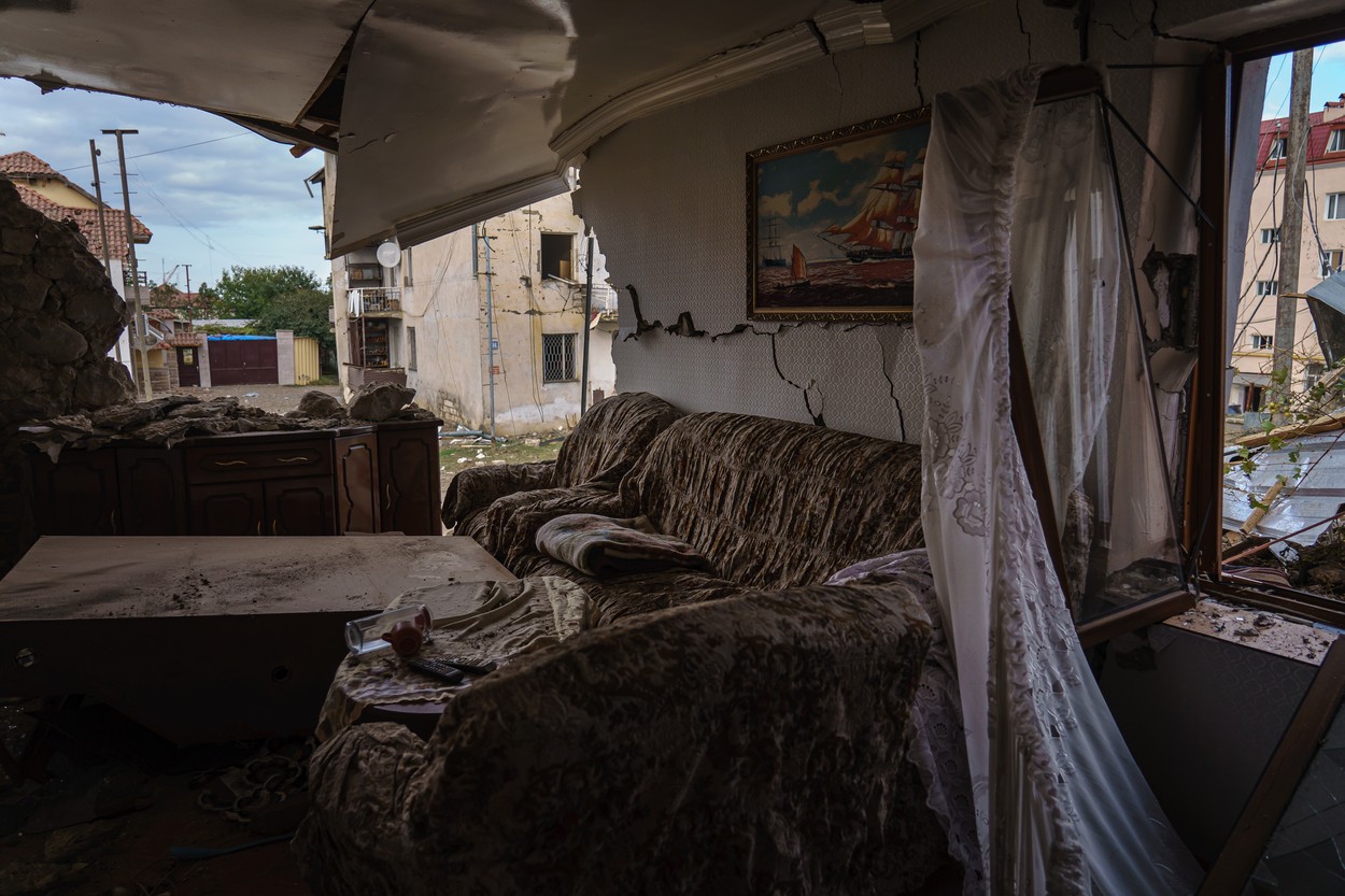 Azerbaidjan atacă Nagorno-Karabah și riscă să repornească războiul cu Armenia. Luptele din 2020 au lăsat în urmă 6.500 de morți