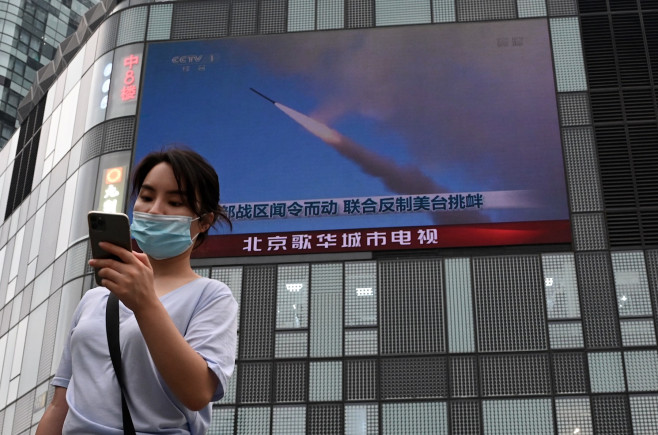 China a lansat joi exerciții militare fără precedent în șase zone care înconjoară Taiwan. Foto-Profimedia (1)