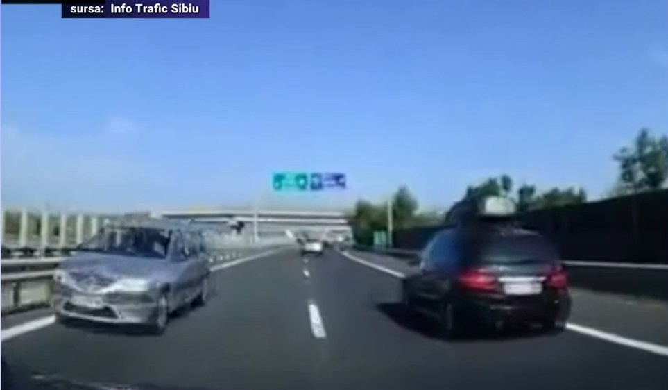 Mașină filmată mergând pe contrasens pe A1. Un accident frontal a fost evitat în ultimul moment
