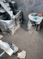 Middle-Class Home Discovered in Pompeii - Italy