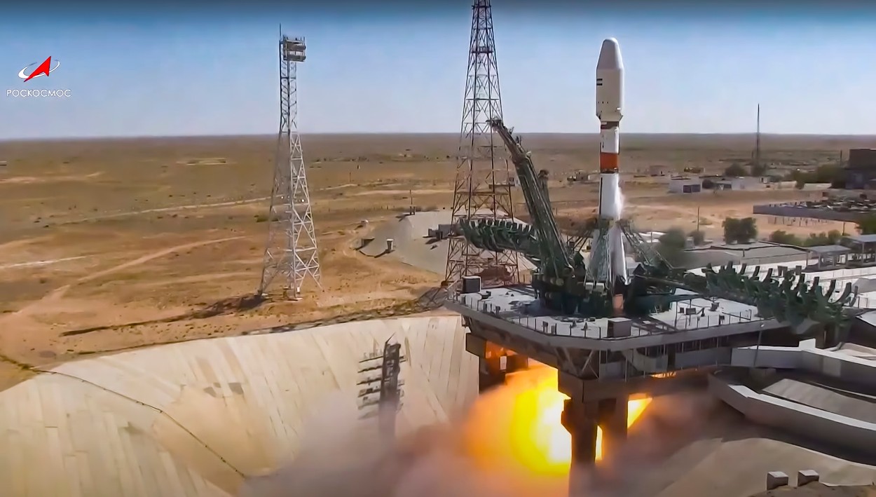Rusia a ajutat Iranul să-și trimită un satelit pe orbită. Experții se tem că rușii îl vor folosi pentru a obține informații din Ucraina