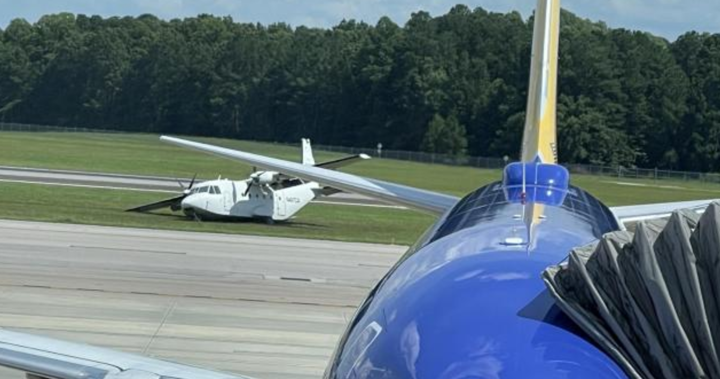 „Copilotul meu tocmai a sărit din avion”. „Ăăă, recepționat”. Noi detalii despre bizarul incident aerian din SUA, de zilele trecute