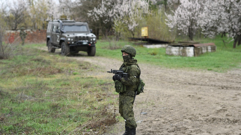 Militar rus în Donbas.