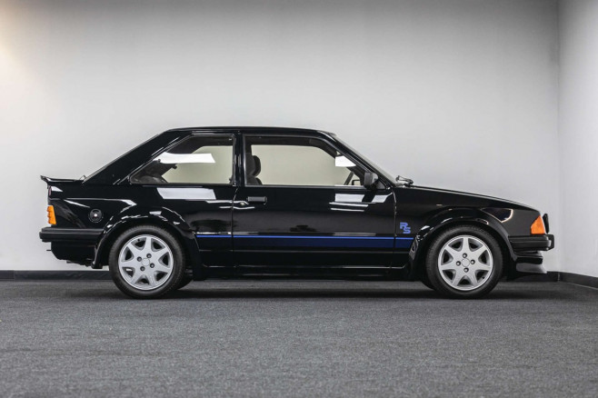 PRINCESS Dianas much loved Ford Escort RS Turbo is up for sale - 25 years on from her death.