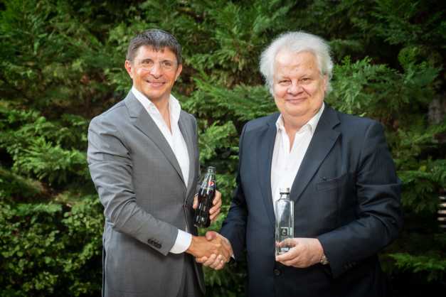 PepsiCo a preluat 20% din acțiunile companiei românești Aqua Carpatica. Gigantul american va distribui apa în România și Polonia