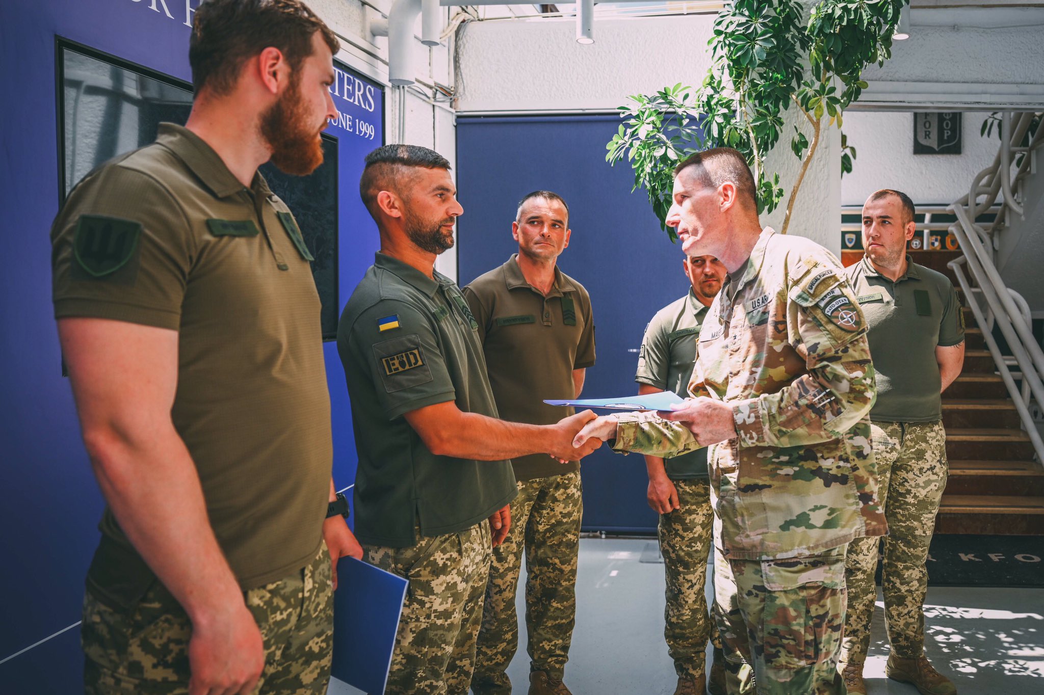 Ucraina își retrage cei 40 de militari din Kosovo. Aceștia făceau parte din trupele de menținere a păcii KFOR