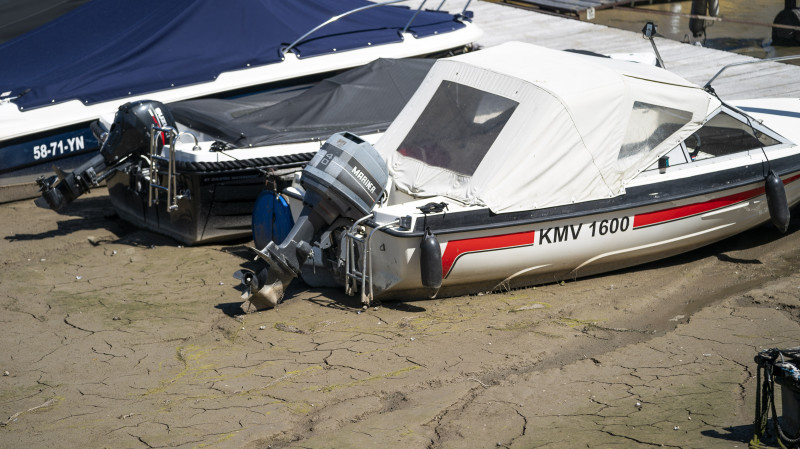 Ships on dry land in the marina of Beusichem