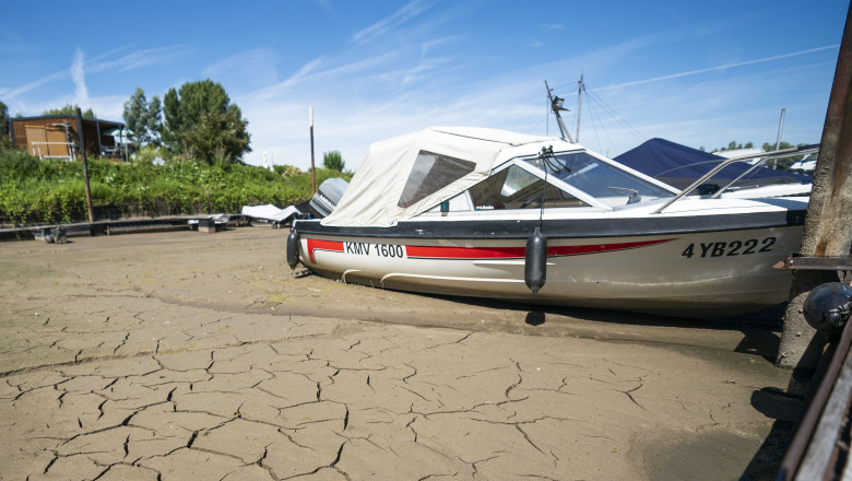 Guvernul olandez declară penurie de apă din cauza secetei