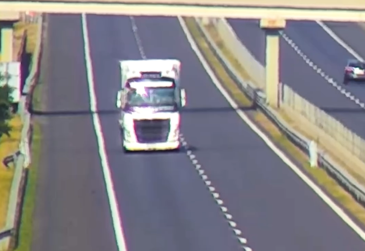 Un șofer român de TIR a fost dat ca exemplu negativ de autoritățile maghiare după un accident de camion petrecut la începutul lunii