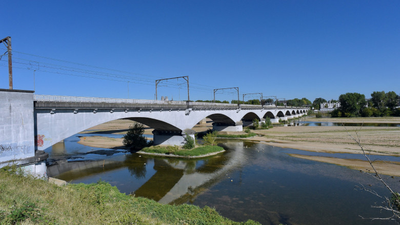 Loire River So Low It Can Be Crossed On Foot, France - 13 Aug 2022