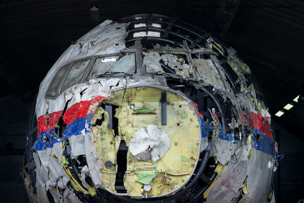 „Rusia a doborât MH17”. Ucraina și UE îi cer lui Putin să-și asume responsabilitatea uciderii pasagerilor Malaysia Airlines