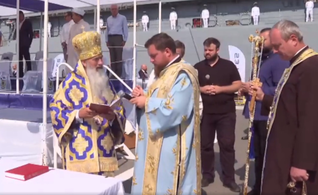 IPS Teodosie, supărat după ce organizatorii i-au tăiat microfonul la Ziua Marinei: „Înaintea lui Dumnezeu vor răspunde”