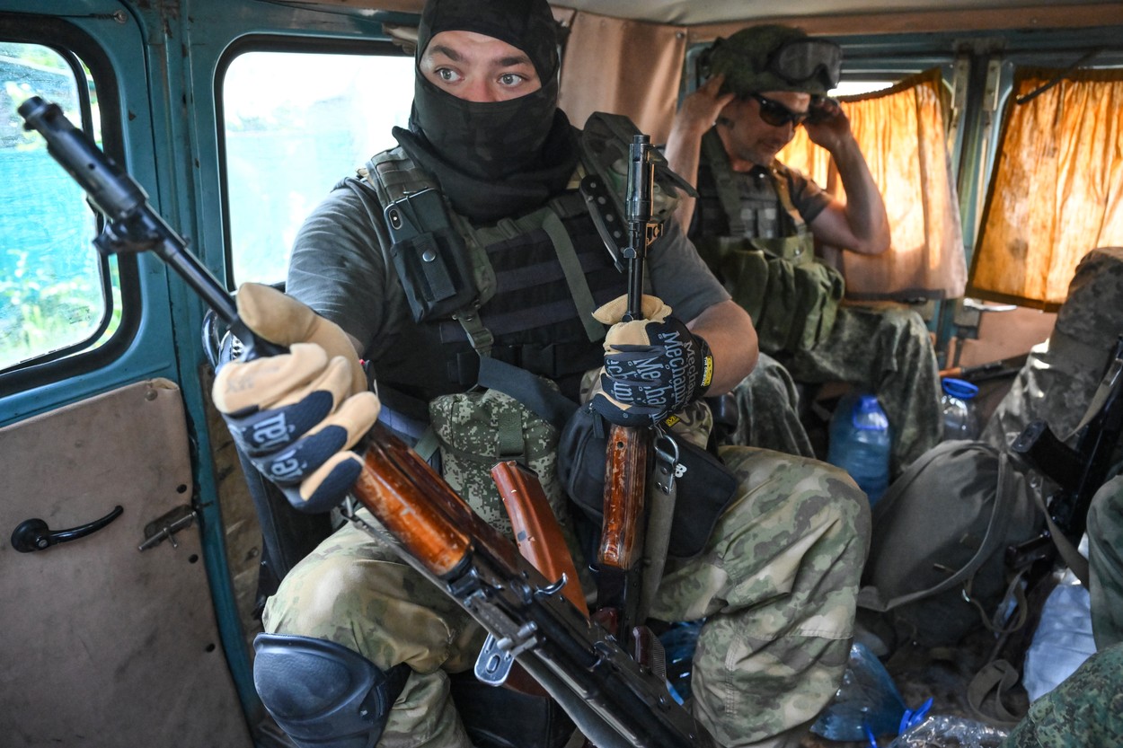 Conflict major între separatiștii pro-ruși. Milițiile din Luhansk, care deja și-au cucerit teritoriul, refuză să lupte pentru Donețk