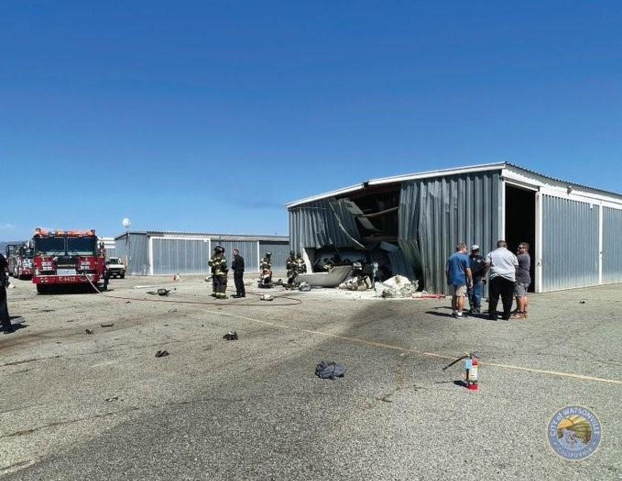 Două avioane s-au ciocnit deasupra unui aeroport din California. Mai mulți oameni au murit