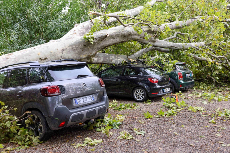 5 Dead During A Violent Storm In Corsica