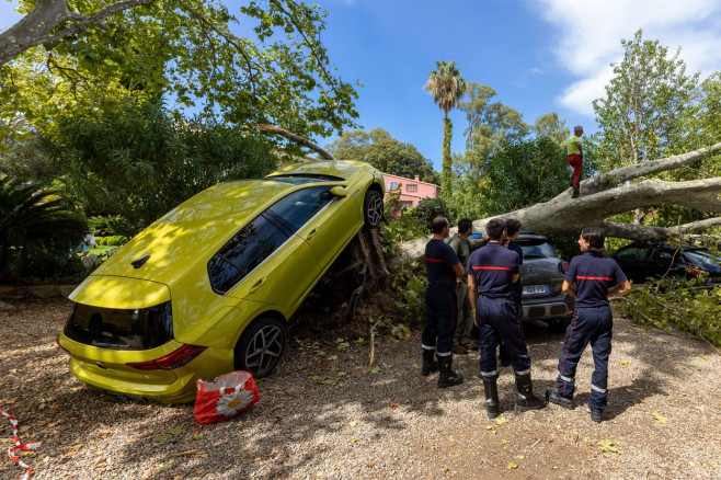 5 Dead During A Violent Storm In Corsica