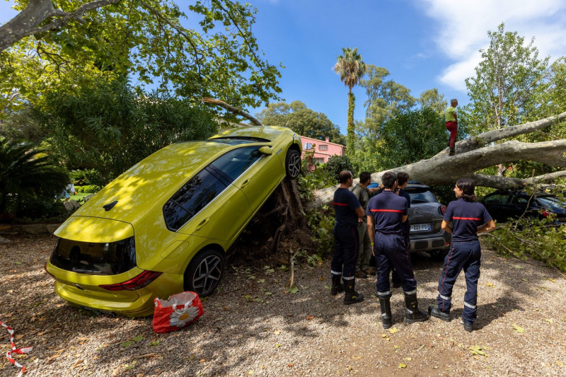 5 Dead During A Violent Storm In Corsica