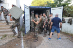 Following the storm that hit Corsica this Thursday, August 18 in the morning, at least 6 people died. Vacationers occupying campsites on the island have been hit hard. In Calvi, hundreds of people were evacuated to spend the night in the city's sports com