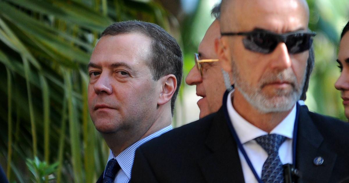 Medvedev interviene alle elezioni italiane.  La stampa della penisola denuncia “l’ingerenza russa”