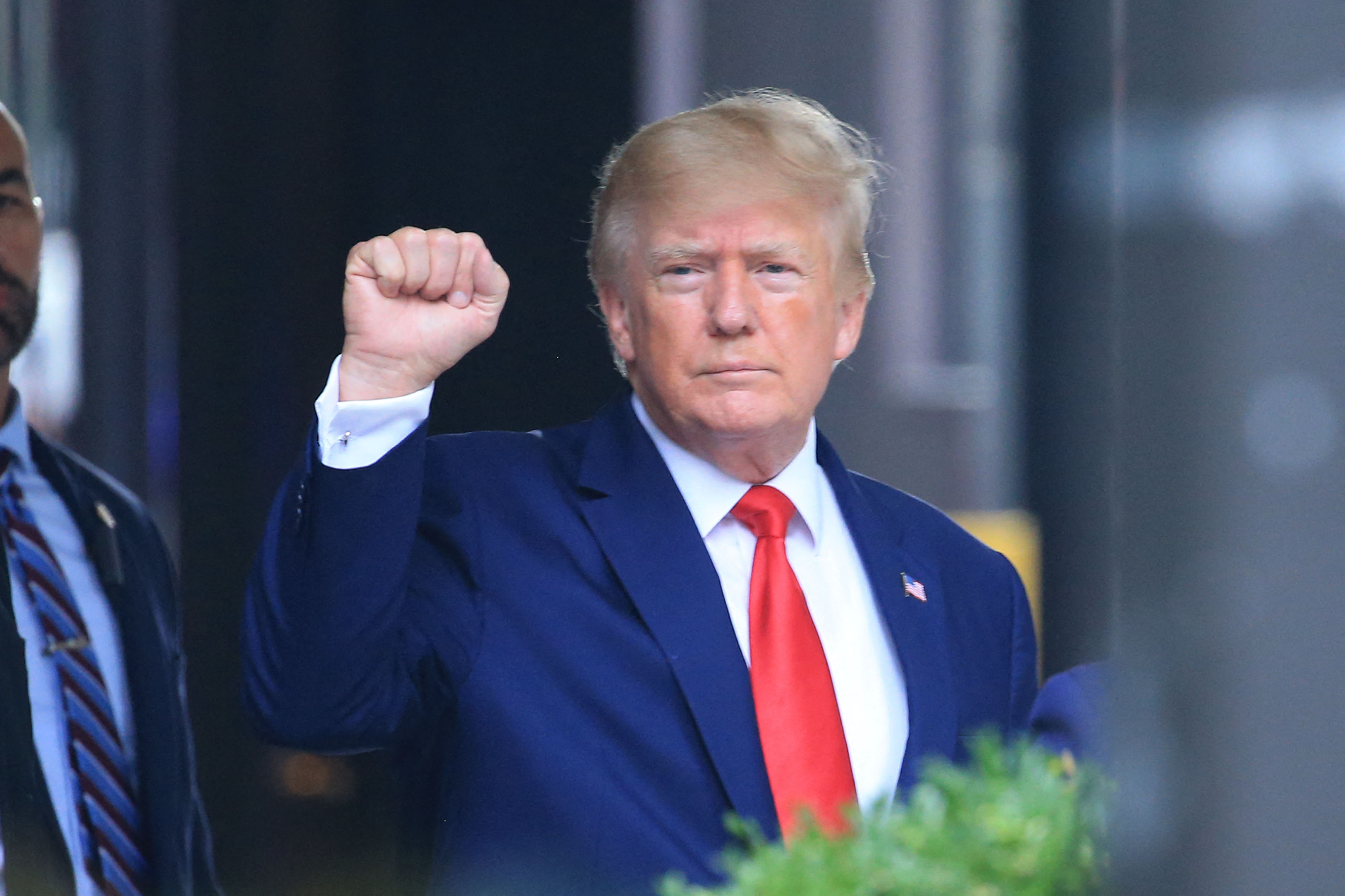 Contul lui Trump de Twitter a fost reactivat. Musk: Vox Populi, Vox Dei