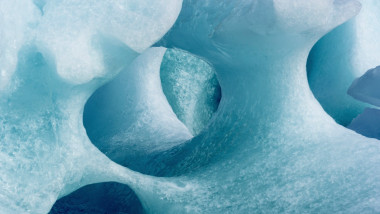 Arctica se încălzește de patru ori mai repede decât restul Pământului