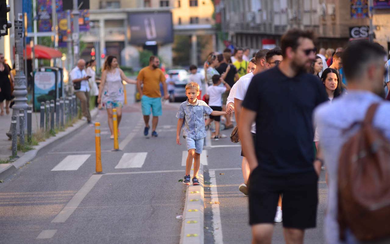 Cum va fi vremea după canicula și vijeliile din weekend. Prognoza meteo pentru următoarele două săptămâni, pe regiuni