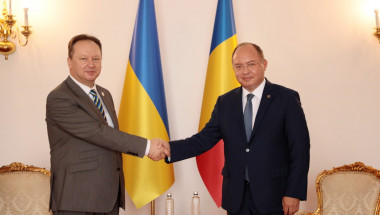 Ambasadorul Ucrainei la Bucureşti, Igor Prokopciuk, alături de ministrul de Externe, Bogdan Aurescu.